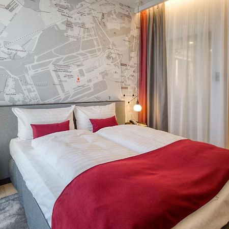 Intercityhotel Berlin Airport Ber Terminal 1 & 2 Schönefeld Exterior foto Room in the hotel
