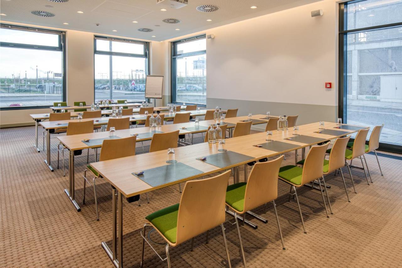 Intercityhotel Berlin Airport Ber Terminal 1 & 2 Schönefeld Exterior foto Meeting room