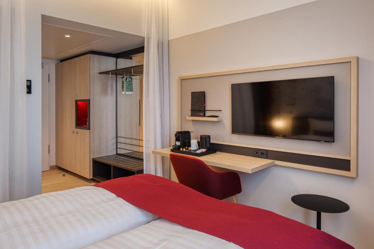 Intercityhotel Berlin Airport Ber Terminal 1 & 2 Schönefeld Exterior foto Room interior